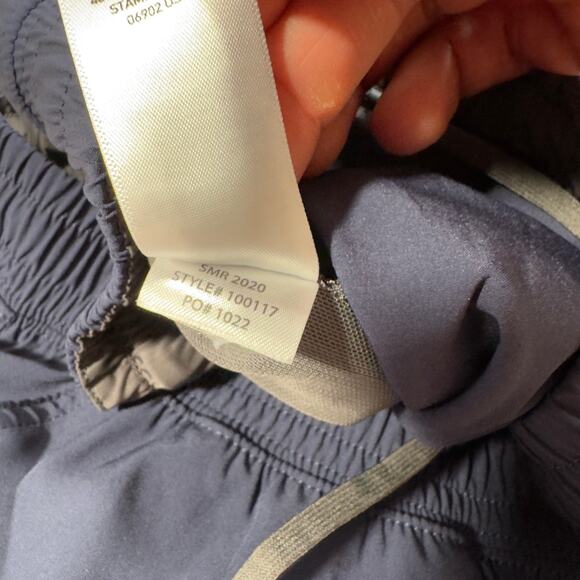 Rhone Mako Unlined Short Mens Medium 9" Blue Athletic Gym Training - Picture 7 of 9